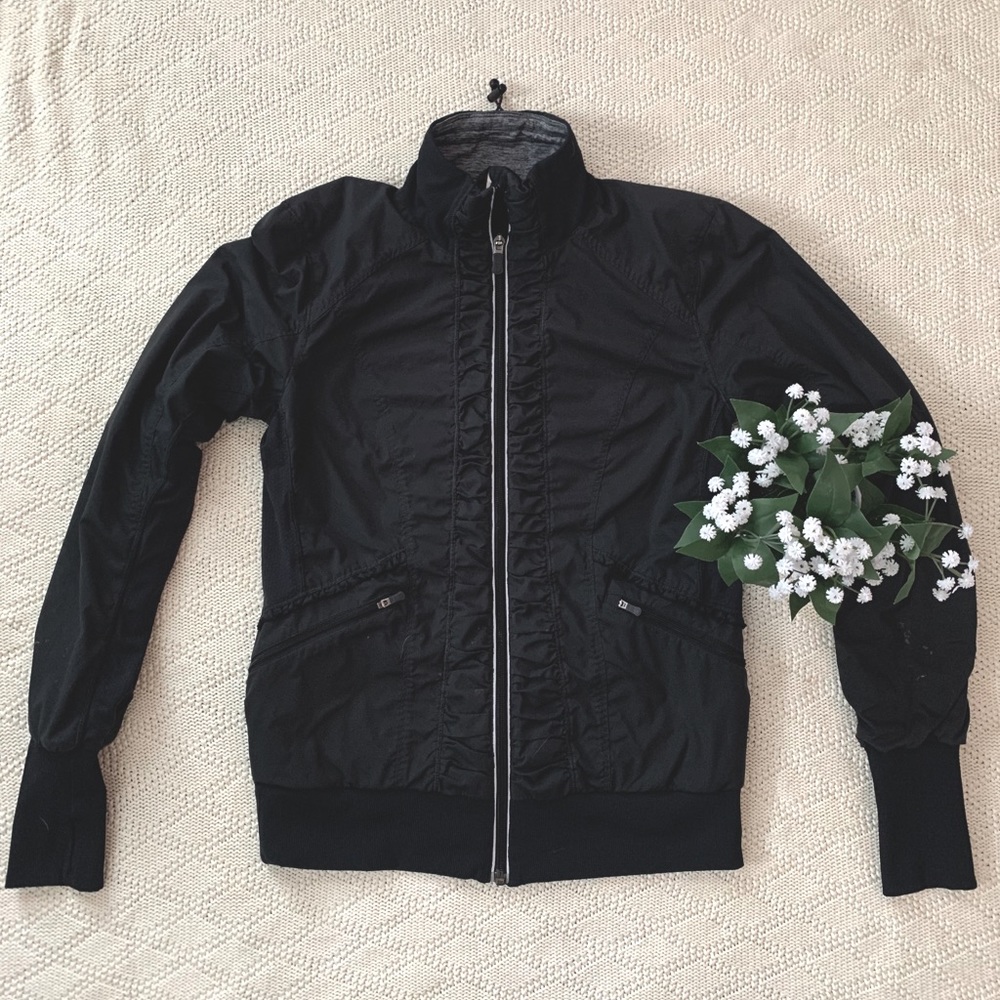 Lululemon Jacket (8)